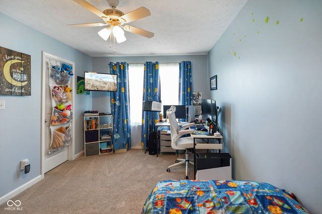 6238 Colonial Drive, Whitestown, IN 46075