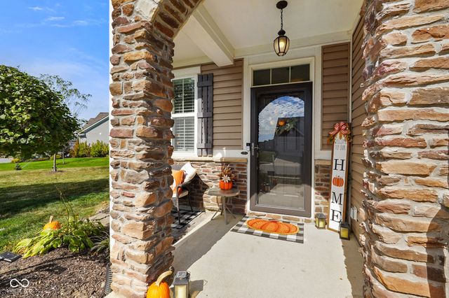 6238 Colonial Drive, Whitestown, IN 46075