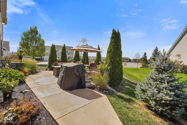 6238 Colonial Drive, Whitestown, IN 46075