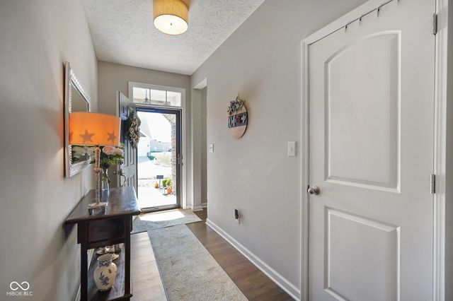 6238 Colonial Drive, Whitestown, IN 46075