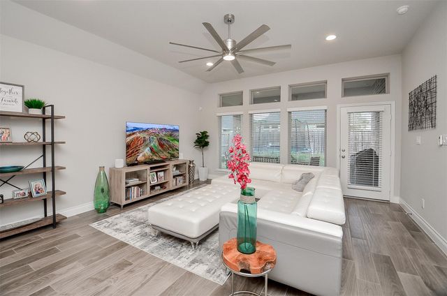 6926 Myrtle Drive, Katy, TX 77493