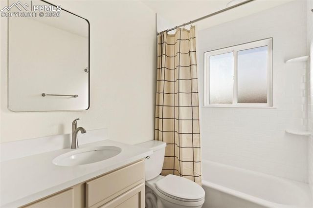 1532 Hathaway Drive, Colorado Springs, CO 80915