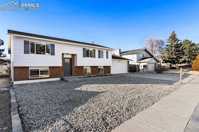 1532 Hathaway Drive, Colorado Springs, CO 80915