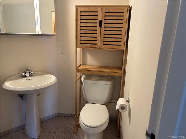 4 Martine Avenue 1205, White Plains, NY 10606