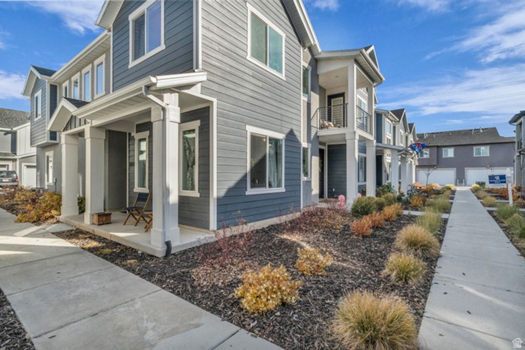 3327 W 3715 S, West Haven, UT 84401