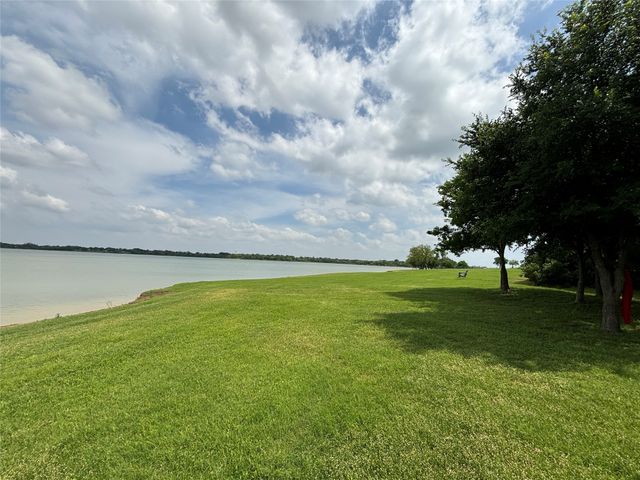 1116 Loneta Lane, Little Elm, TX 75068