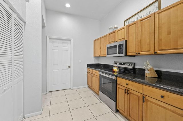 1752 SW Bonfire Terrace, Port St. Lucie, Port St Lucie, FL 34953