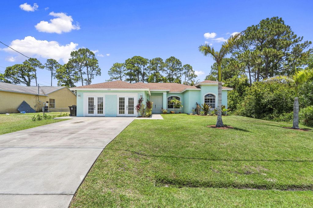 1752 SW Bonfire Terrace, Port St. Lucie, Port St Lucie, FL 34953