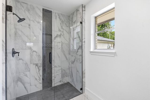 2203 Foxcroft Circle, Denton, TX 76209