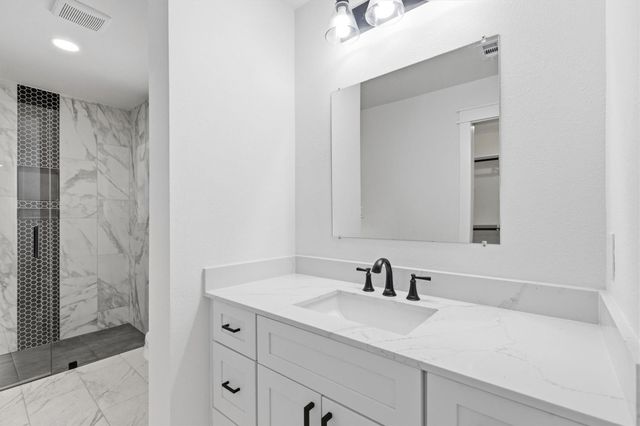 2203 Foxcroft Circle, Denton, TX 76209