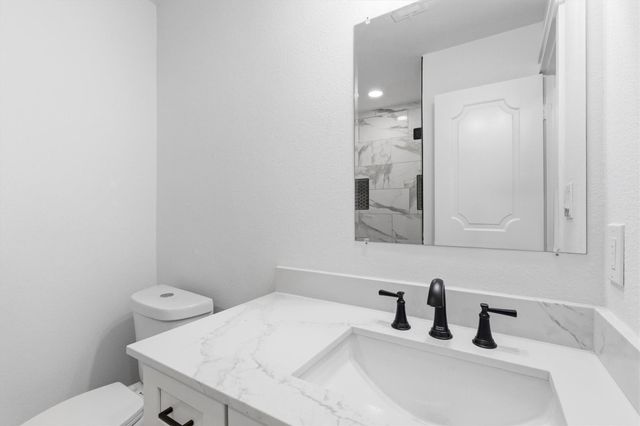 2203 Foxcroft Circle, Denton, TX 76209
