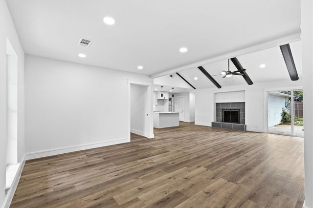 2203 Foxcroft Circle, Denton, TX 76209