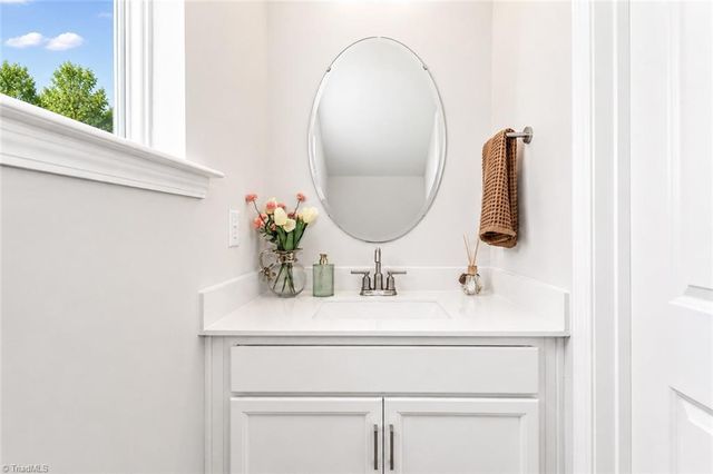 109 Honeycomb Court, Statesville, NC 28625