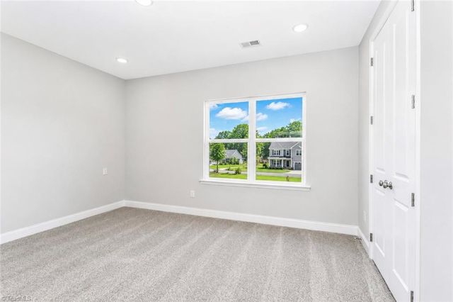 109 Honeycomb Court, Statesville, NC 28625