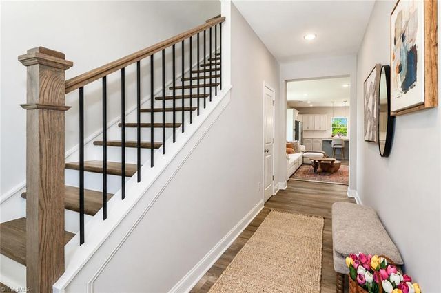 109 Honeycomb Court, Statesville, NC 28625