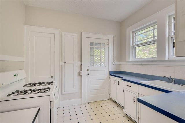 812 Adair Avenue NE, Atlanta, GA 30306