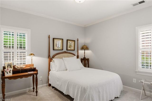 5018 Thornbury Ridge Road, Winston-salem, NC 27106