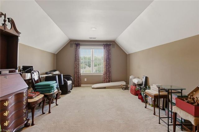 5018 Thornbury Ridge Road, Winston-salem, NC 27106
