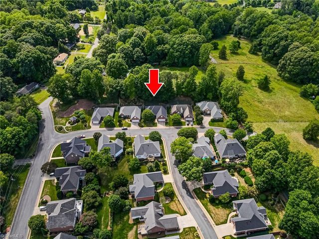 5018 Thornbury Ridge Road, Winston-salem, NC 27106