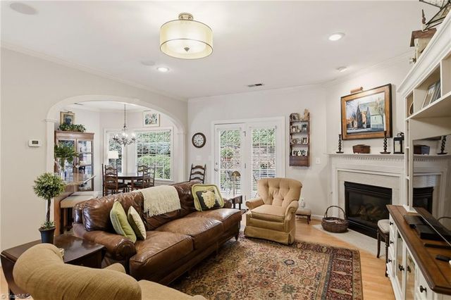 5018 Thornbury Ridge Road, Winston-salem, NC 27106