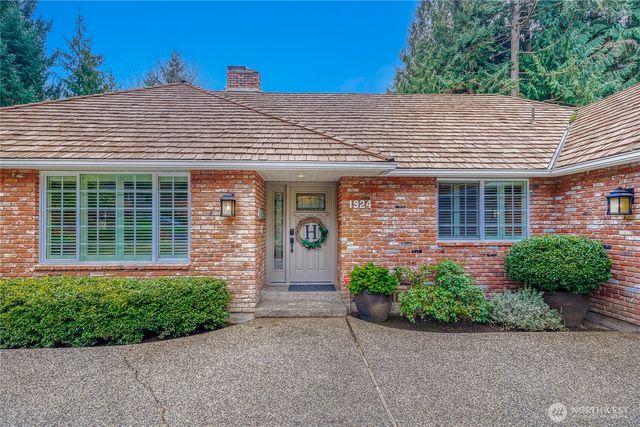 1924 142nd Street SE, Mill Creek, WA 98012