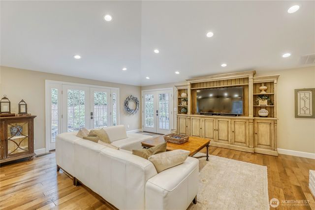 1924 142nd Street SE, Mill Creek, WA 98012