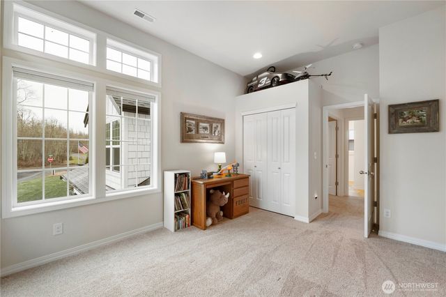 11211 244th Avenue Ct E, Buckley, WA 98321