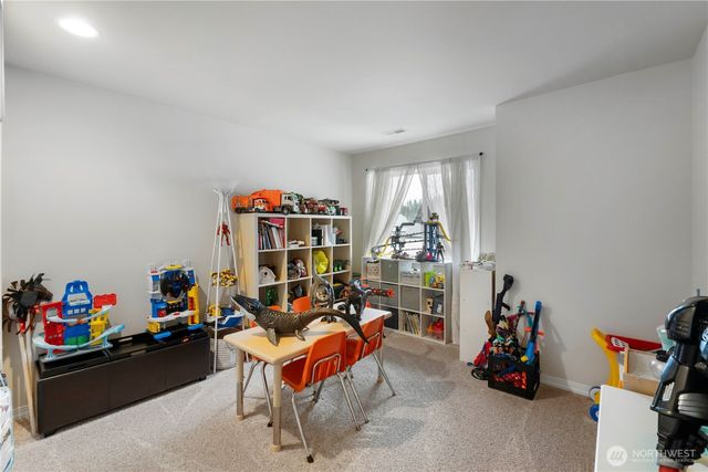 11211 244th Avenue Ct E, Buckley, WA 98321