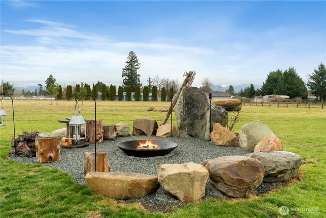 11211 244th Avenue Ct E, Buckley, WA 98321