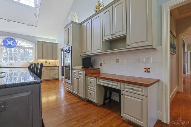 7710 Indian Hill Road, Indian Hill, OH 45243
