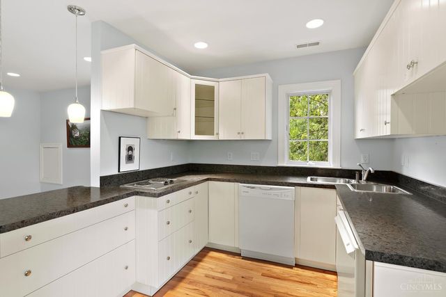 7710 Indian Hill Road, Indian Hill, OH 45243