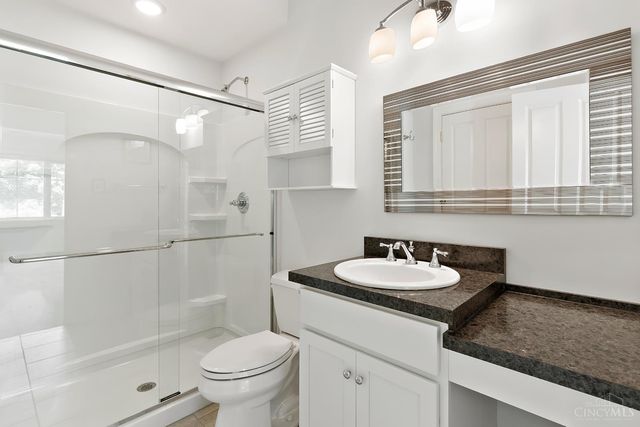 7710 Indian Hill Road, Indian Hill, OH 45243