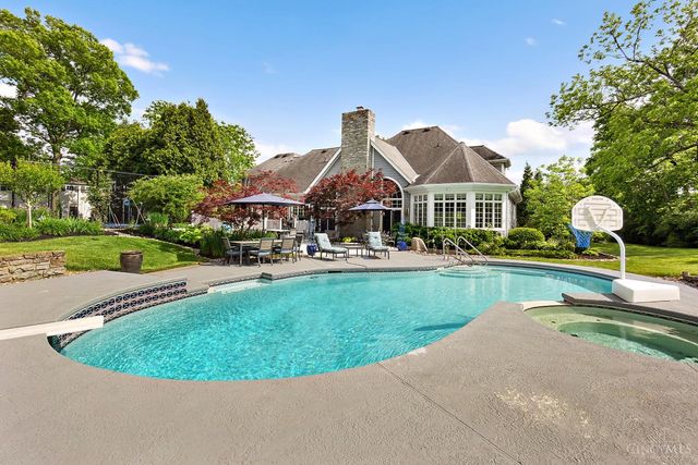7710 Indian Hill Road, Indian Hill, OH 45243