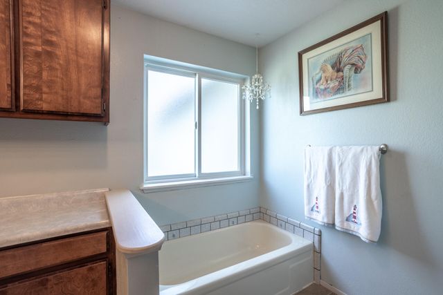 14364 Sundown Drive, Redding, CA 96003