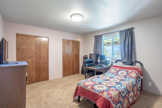 14364 Sundown Drive, Redding, CA 96003