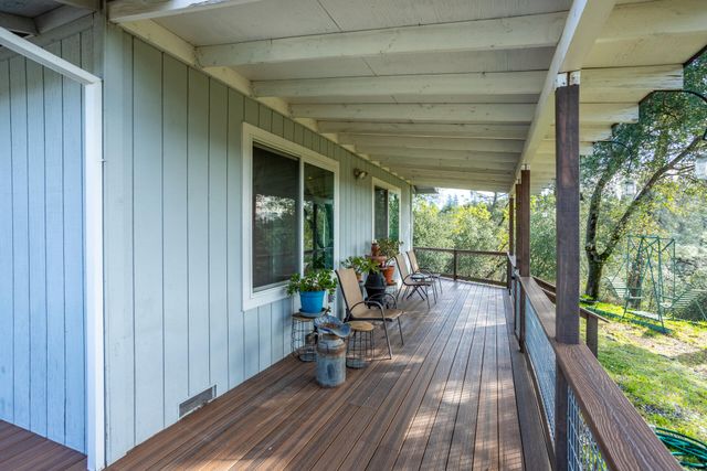 14364 Sundown Drive, Redding, CA 96003