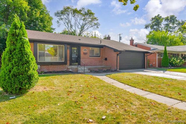 27407 Buckingham Street, Livonia, MI 48154