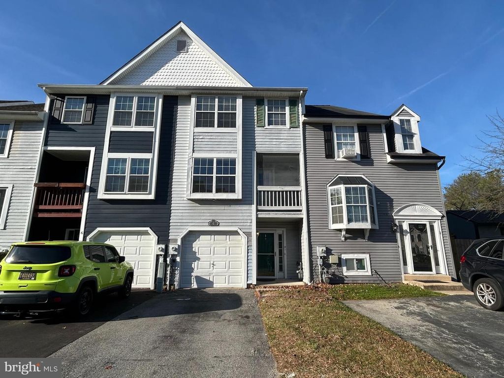 4 MONFERRATO CT, Bear, DE 19701