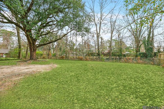 915 Cora Dr, Baton Rouge, LA 70815