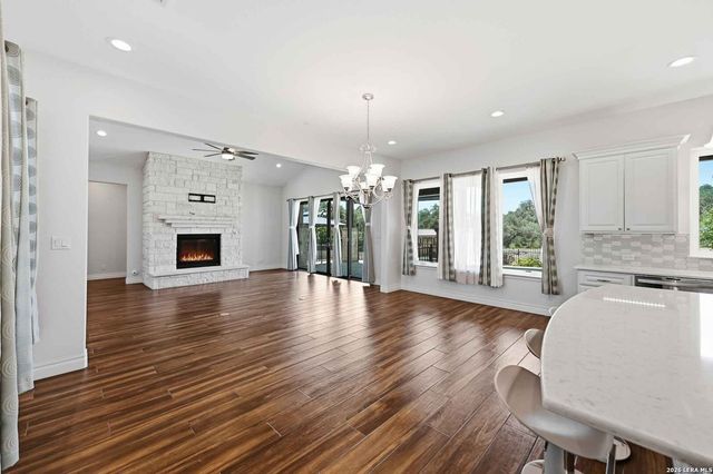 103 William Tobin, Blanco, TX 78606