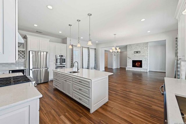 103 William Tobin, Blanco, TX 78606