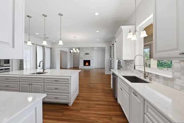 103 William Tobin, Blanco, TX 78606