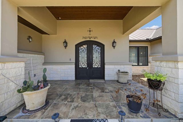 103 William Tobin, Blanco, TX 78606