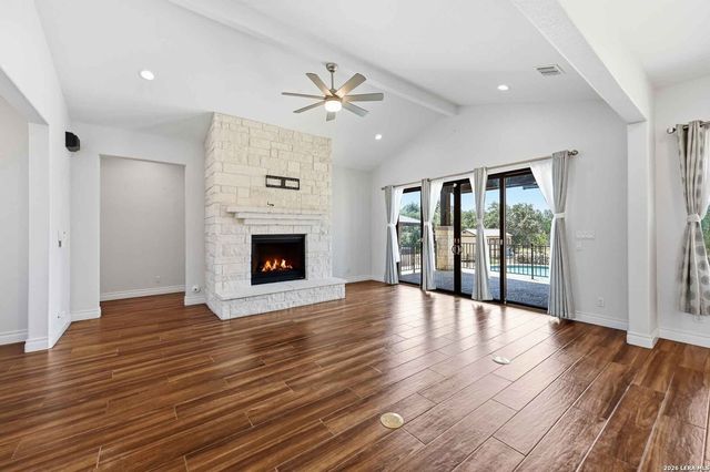 103 William Tobin, Blanco, TX 78606