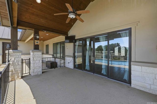 103 William Tobin, Blanco, TX 78606