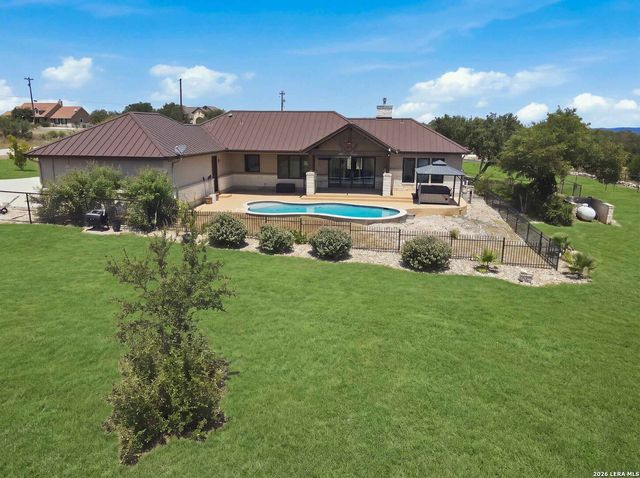 103 William Tobin, Blanco, TX 78606