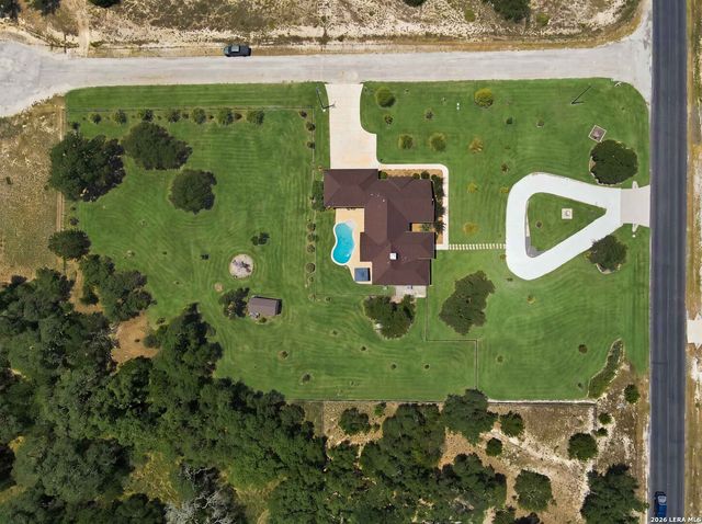 103 William Tobin, Blanco, TX 78606