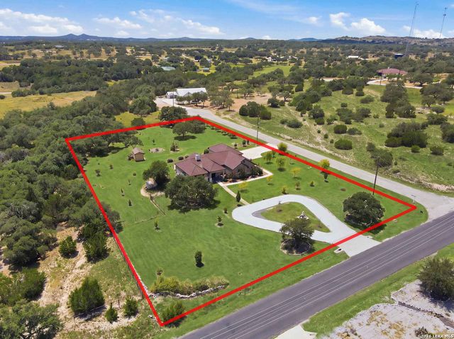 103 William Tobin, Blanco, TX 78606