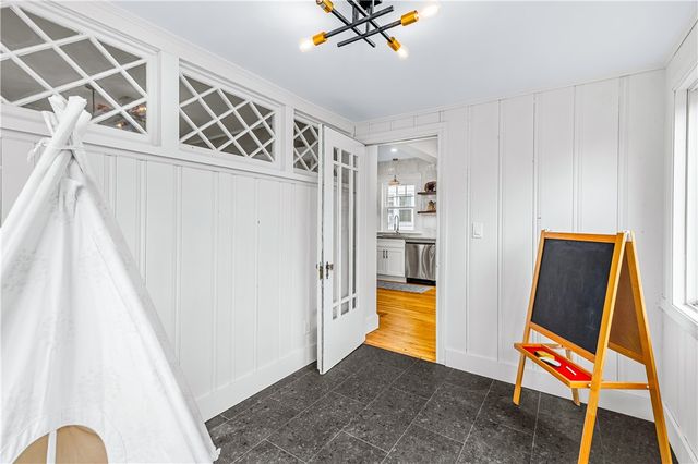 11 Nelson Street, Providence, RI 02908