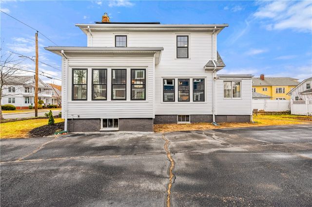 11 Nelson Street, Providence, RI 02908